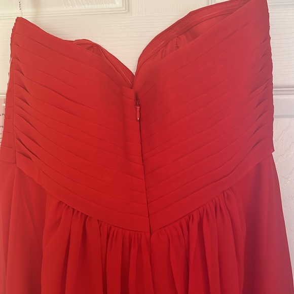 Beautiful, never worn, red chiffon dress - Picture 3 of 4